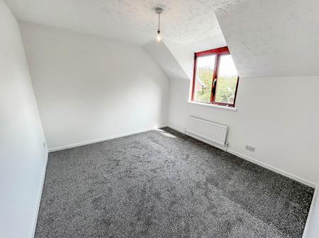 3 bedroom Semi-detached house to let in Old Mill Heights, Hillsborough, BT26