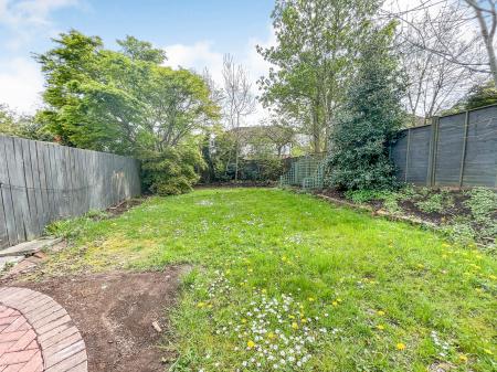 3 bedroom Semi-detached house to let in Old Mill Heights, Hillsborough, BT26