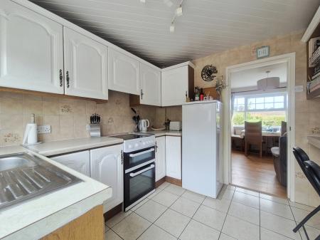 3 bedroom Bungalow for sale in Woodland Gardens, Lambeg, BT27