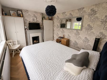 3 bedroom Bungalow for sale in Woodland Gardens, Lambeg, BT27