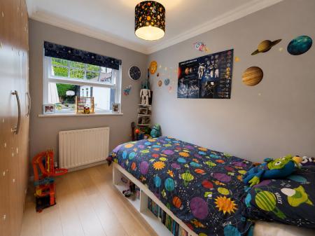3 bedroom Bungalow for sale in Woodland Gardens, Lambeg, BT27