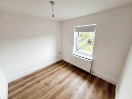 3 bedroom Semi-detached house to let in Hillsborough Road, Lisburn, BT28
