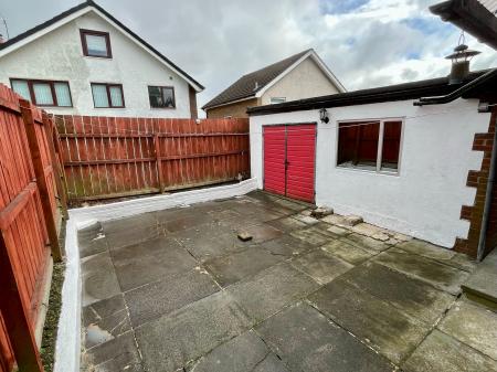 3 bedroom Semi-detached house to let in Thornleigh Park, Lisburn, BT28