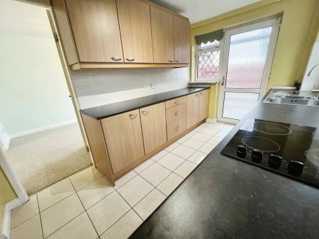 3 bedroom Semi-detached house to let in Thornleigh Park, Lisburn, BT28