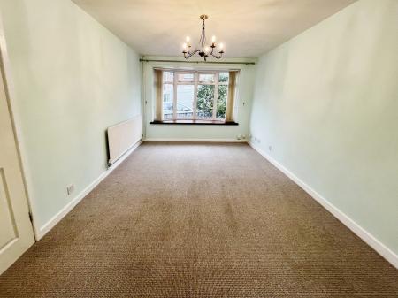 3 bedroom Semi-detached house to let in Thornleigh Park, Lisburn, BT28