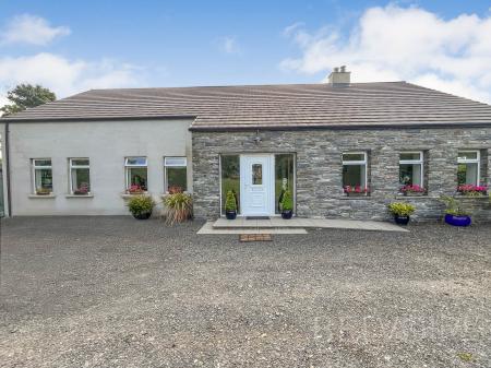 3 bedroom Bungalow to let in Bresagh Road, Lisburn, BT27