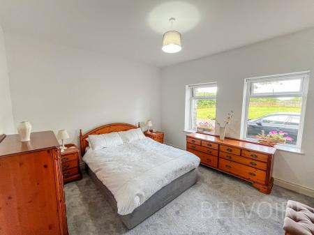 3 bedroom Bungalow to let in Bresagh Road, Lisburn, BT27