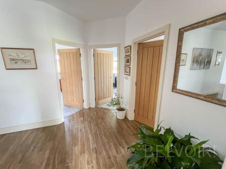 3 bedroom Bungalow to let in Bresagh Road, Lisburn, BT27