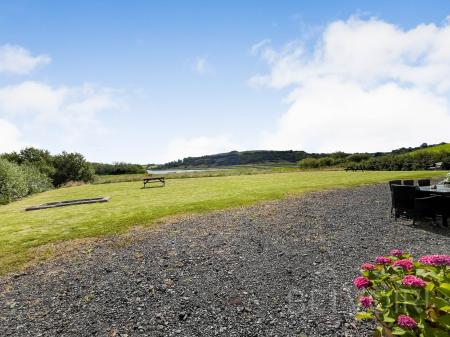 3 bedroom Bungalow to let in Bresagh Road, Lisburn, BT27