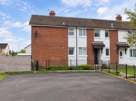 2 bedroom Flat to let in Drumbeg Drive, Lisburn, BT28