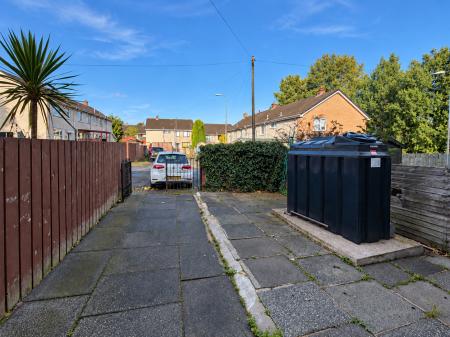 3 bedroom Terraced House for sale in Glenmore Drive, Lisburn, BT27