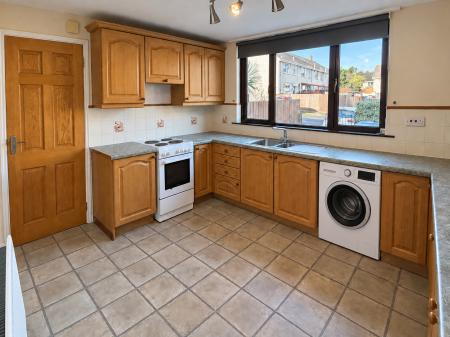 3 bedroom Terraced House for sale in Glenmore Drive, Lisburn, BT27