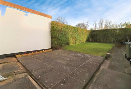 3 bedroom Terraced House to let in Beechland Drive, Lisburn, BT28