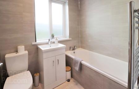 3 bedroom Terraced House to let in Beechland Drive, Lisburn, BT28