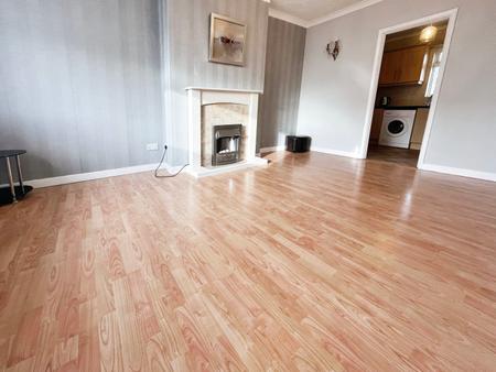 2 bedroom Apartment to let in Lawnmount Crescent, Lisburn, BT27