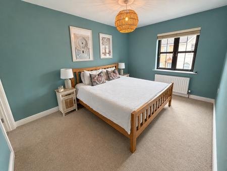 3 bedroom Semi-detached house to let in Mornington Gardens, Lisburn, BT28