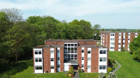 2 bedroom Flat for sale in Meade Close, Prescot, L35