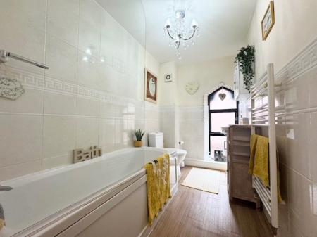 1 bedroom Flat for sale in Meribel Square, Prescot, L34