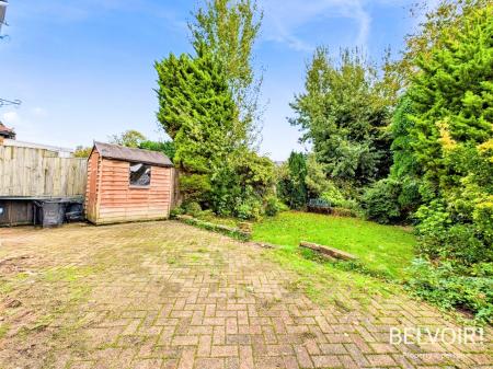 3 bedroom Semi-detached house for sale in Sinclair Avenue, Prescot, L35