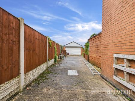 4 bedroom Detached house for sale in St Helens Road, Prescot, L34