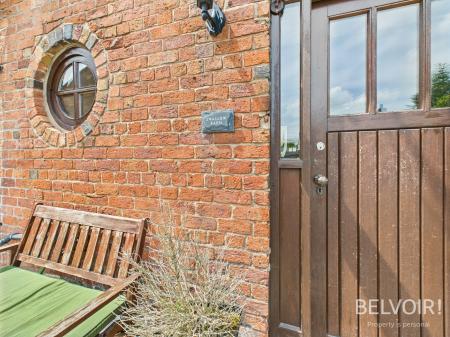 1 bedroom Barn Conversion for sale in Warrington Road, Rainhill, L35