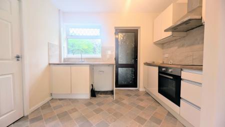 3 bedroom Terraced House to let in Molyneux Drive, Prescot, L35