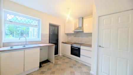 3 bedroom Terraced House to let in Molyneux Drive, Prescot, L35