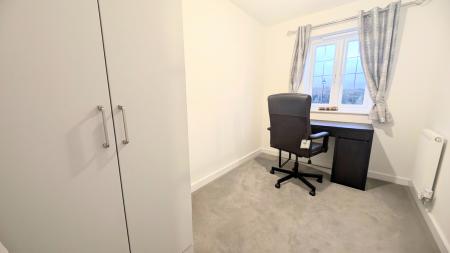 3 bedroom Semi-detached house to let in Buckthorne Road, Whiston, L35