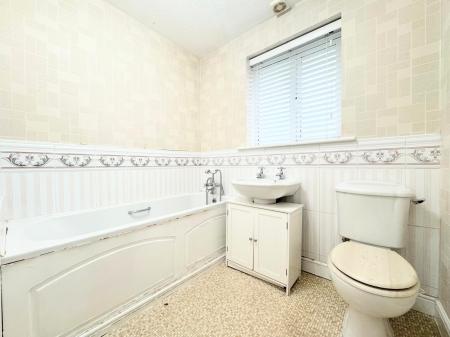 4 bedroom Detached house for sale in Chapman Grove, Prescot, L34