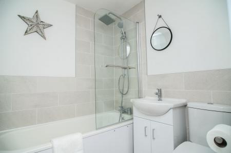 1 bedroom Flat to let in Portico Court, Eccleston Park, Prescot, L35