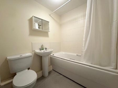 1 bedroom Flat for sale in Plumpton Mews, Widnes, WA8