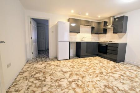 1 bedroom Flat to let in High Street, Prescot, L34