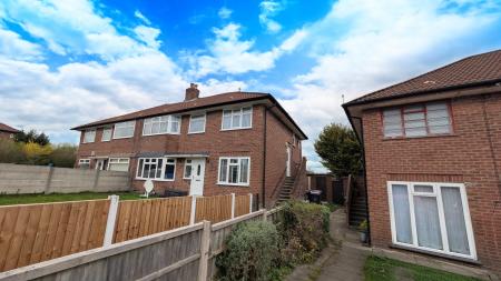 Hughes Avenue, Whiston, L35