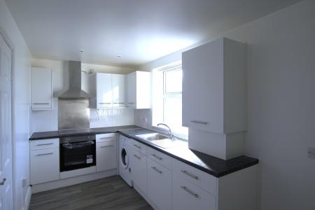 2 bedroom Flat to let in Stanley Road, Huyton, L36