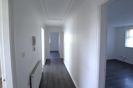 2 bedroom Flat to let in Stanley Road, Huyton, L36