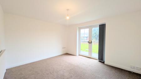 2 bedroom Apartment for sale in Ritherup Lane, Rainhill, Rainhill, L35