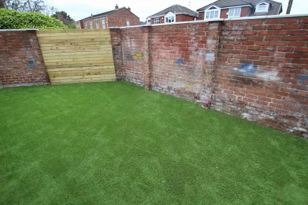 4 bedroom Terraced House to let in St Helens Road, Prescot, L34