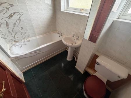 3 bedroom Terraced House for sale in Corner Brook, Liverpool, Liverpool, L28