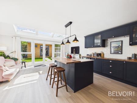 3 bedroom Link detached house for sale in Stephenson Grove, Rainhill, L35