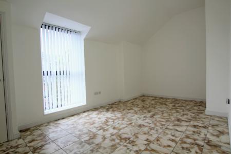 1 bedroom Flat to let in High Street, Prescot, L34