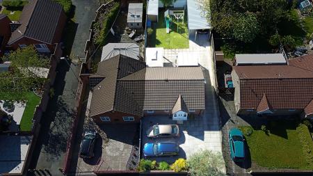 2 bedroom Bungalow for sale in Whitethorn Drive, Stockbridge Village, Knowsley, L28