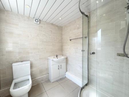 3 bedroom Terraced House to let in Brook Street, Whiston, L35