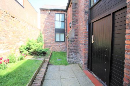 1 bedroom Flat to let in Meribel Square, Prescot, L34