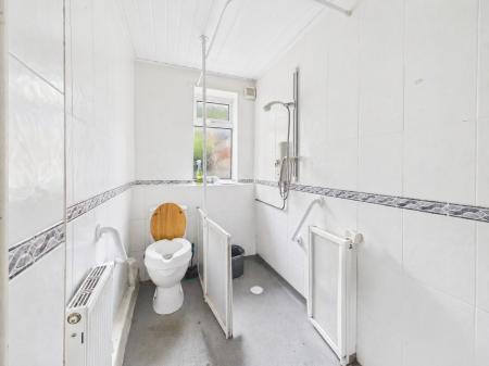 4 bedroom Semi-detached house for sale in Pottery Close, Whiston, L35