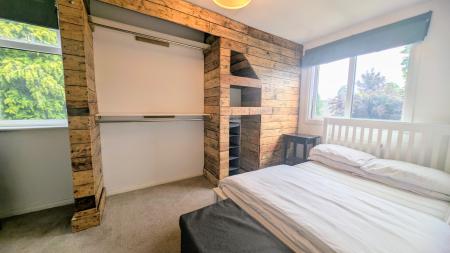 3 bedroom Semi-detached house to let in Green Road, Prescot, L34