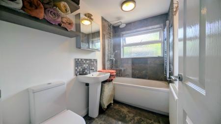 3 bedroom Semi-detached house to let in Green Road, Prescot, L34