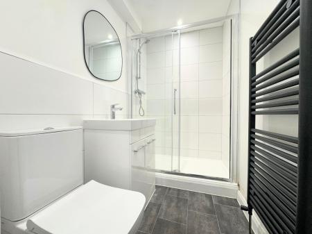 2 bedroom Flat to let in Atherton Street, Prescot, L34