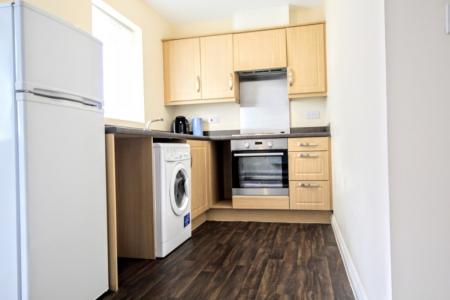 2 bedroom Flat to let in Brentwood Court, Prescot, L34