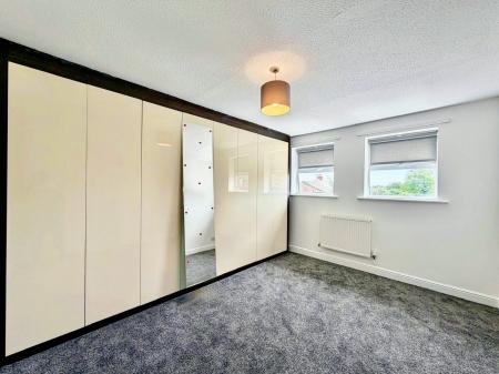 4 bedroom Detached house to let in Lawler Grove, Prescot, L34