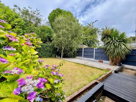 4 bedroom Detached house to let in Lawler Grove, Prescot, L34